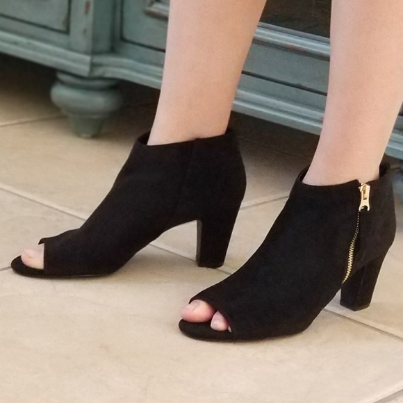 BLACK SUEDE PEEP TOE ANKLE BOOTIES - Picture 3 of 8